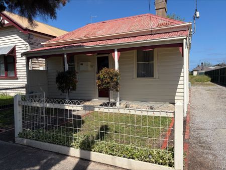 10 Balliang Street, South Geelong, VIC, 3220 - Photo 5