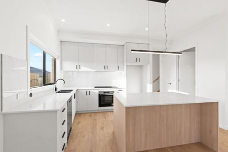 2 Eden Court, Ascot Vale VIC 3032 - Photo 4
