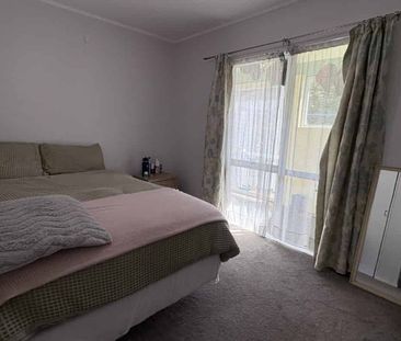 Rental on Balmoral! - Photo 1