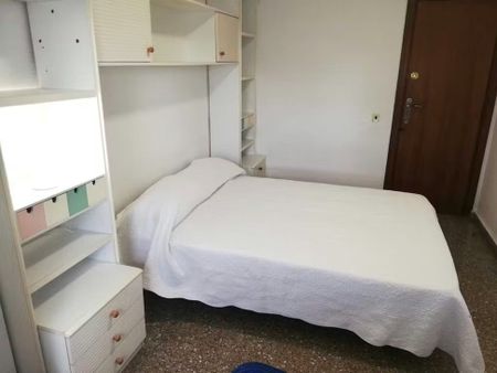 Carrer del Clariano, Valencia, Valencian Community 46021 - Photo 2