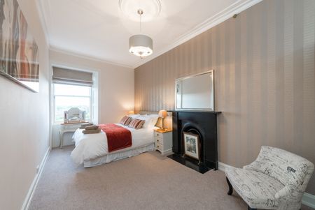 2 Bed Flat, Royal Crescent, EH3 - Photo 3