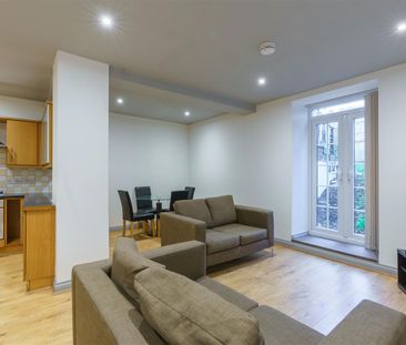 3 bed flat to rent in Osborne Terrace, Newcastle Upon Tyne, NE2 - Photo 1