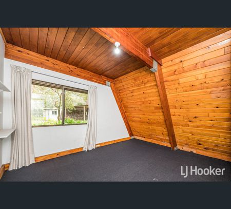 1 Grevillea Avenue, Roleystone, WA 6111 - Photo 3