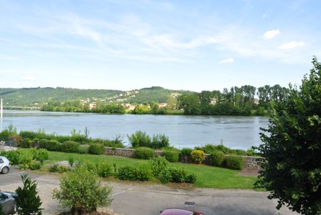 Location Appartement 2 pièces 43m² CONDRIEU 69420 - Photo 5