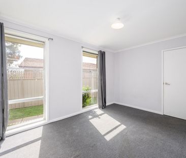 5 Middlesex Crescent, SHEPPARTON VIC 3630 - Photo 3