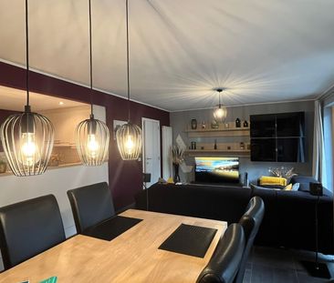 Lichtrijk appartement met 2 slaapkamers en terras – 1ste verdieping... - Photo 4