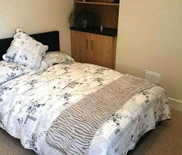 Longfleet Road, BH15 - Photo 2