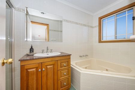 3 Bedroom Villa - Photo 5