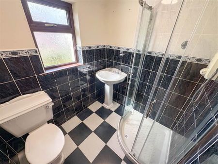 42 Innisfree Park, Ballyholland, Newry, BT34 2LX - Photo 5