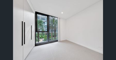 2 Bedroom Rare Resort-Style Luxury Apartment in Castle Hill's Heart ,3 mins walk to Showground Station! - Photo 2