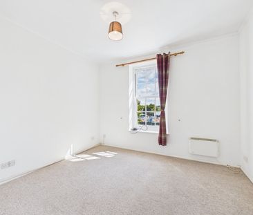 1 bedroom Flat in Cookham Road, Maidenhead - Photo 1