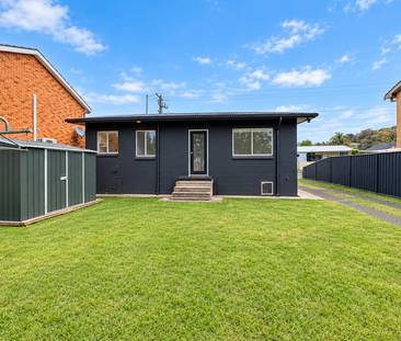 Perfectly Positioned for the Berkeley Vale Lifestyle - Photo 6