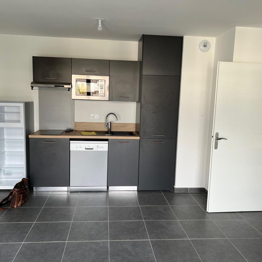 Location Appartement 2 pièces 42m² MELUN 77000 - Photo 1