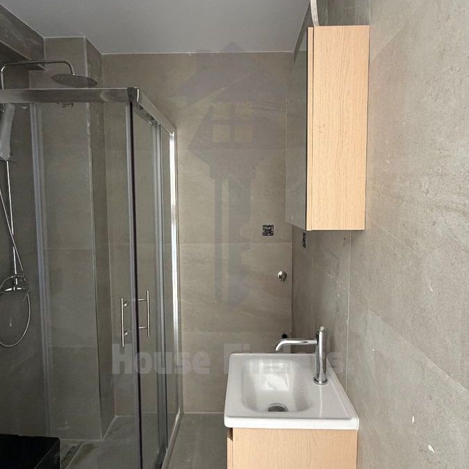 Studio/Γκαρσονιέρα για ενοικίαση Κέντρο (Χαριλάου) - Photo 1