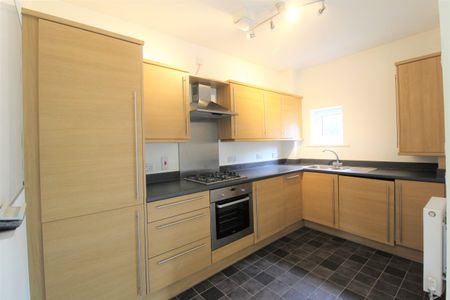 Lindie Gardens, Uxbridge - Photo 4