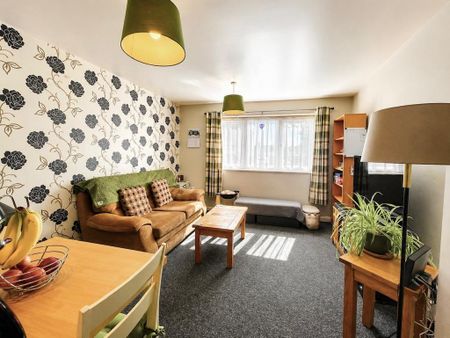 2 bedroom flat to rent - Photo 5
