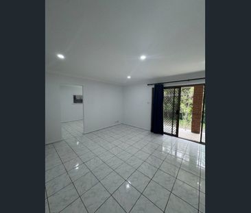 Spacious Family Home – Prime Charlestown Location - Photo 2