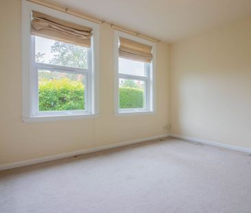 2 Bedroom - Photo 2
