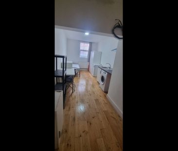 Studio Flat, High Road, N22 - Photo 4