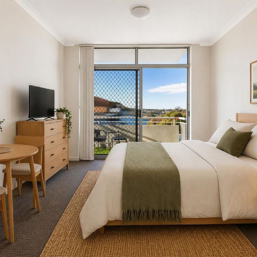 Updated Studio Apartment with Carspace - Photo 1