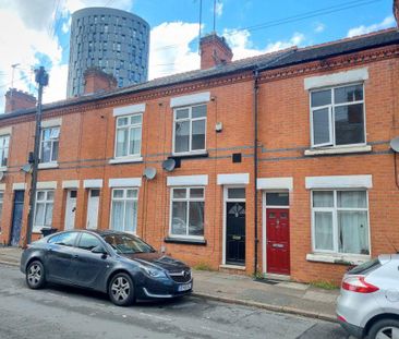 3 bedroom terraced house to rent - Photo 3