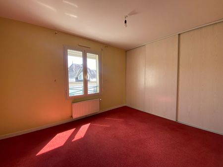 AVENUE SAINT-ELOI, T3 de 80m² avec terrasse, parking et cave ! - Photo 5