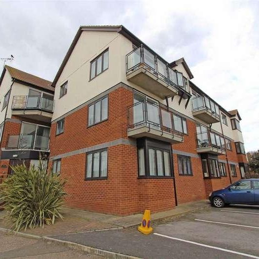 Beach Court, Rampart Terrace, Shoeburyness, SS3 - Photo 1