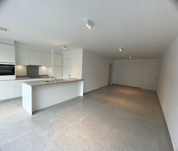 Gelijkvloersappartement van 80 m² in centrum Diepenbeek - Foto 3