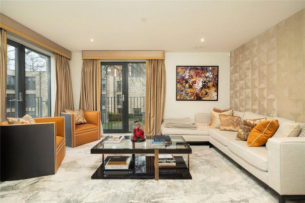 4 bedroom end of terrace house to rent - Photo 1