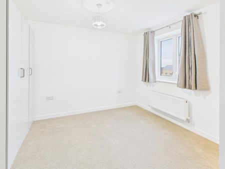 2 bedroom end of terrace house to rent - Photo 2