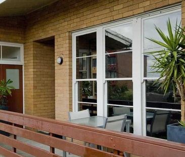 New York, New York - Stylish 2-Bedroom Apartment in the Heart of Ge... - Photo 1