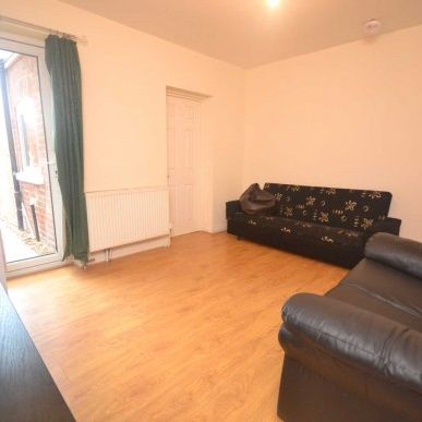 4 Bed - Wykeham Road, University Area - Photo 1