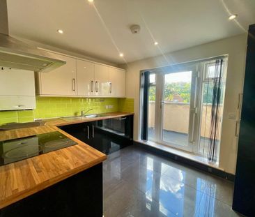 2 bedroom flat to rent - Photo 4