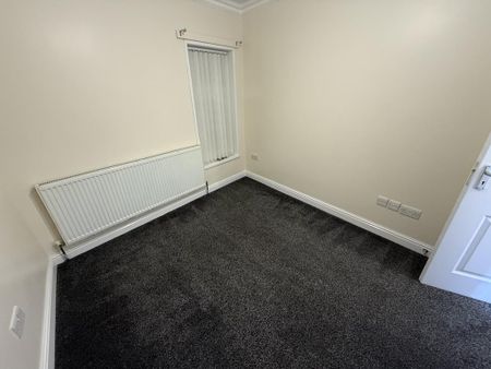 5 bedroom end of terrace house to rent - Photo 5