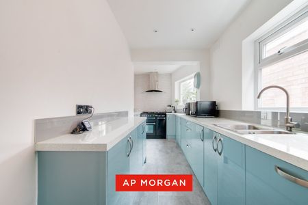 4 bed semi-detached house to rent in Groveley Lane, Birmingham, B31 - Photo 3