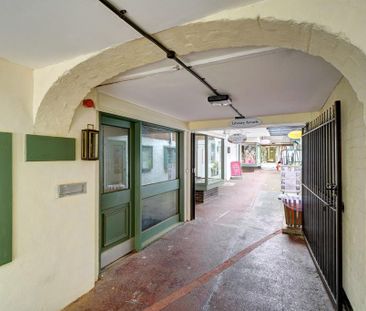 1 bedroom property to rent - Photo 1