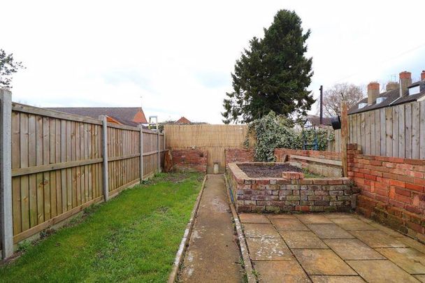 3 bedroom terraced house to rent - Photo 1