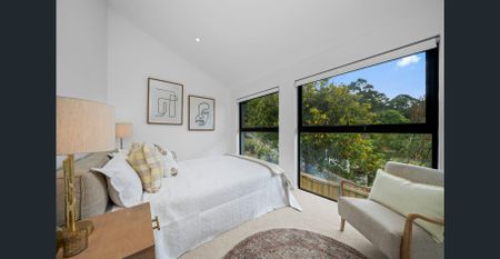 Spacious Family Home in Taroona - Photo 5