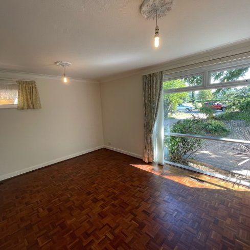 Wharncliffe Road, Highcliffe - Photo 1