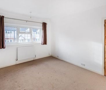 Beech Grove, Guildford, Surrey, GU2 - Photo 3