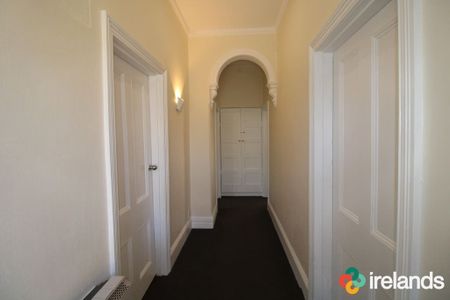 Peaceful & Private – 373 Armagh St - Photo 2