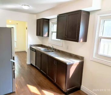 For Lease - 1540 Norwill Crescent, Oshawa, Ontario - Photo 1