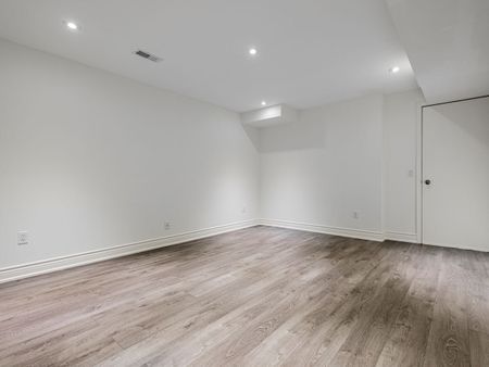 For Lease - 170 Knapton Drive, Newmarket, Ontario - Photo 5