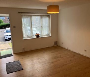 2 bedroom maisonette to rent - Photo 3