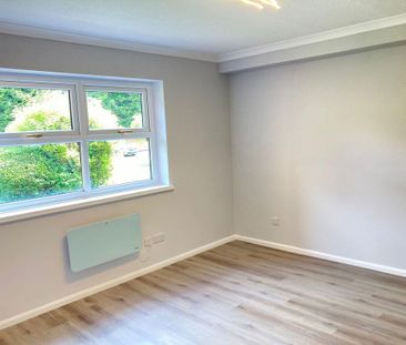 1 bedroom ground floor flat to rent - Photo 3