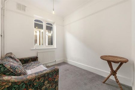 4 bedroom semi-detached house to rent - Photo 5