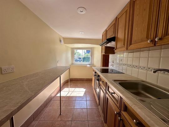 Newtown House, Hullavington, Chippenham, SN14 - Photo 1