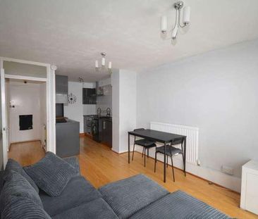 Lindo Close, Chesham, HP5 - Photo 1