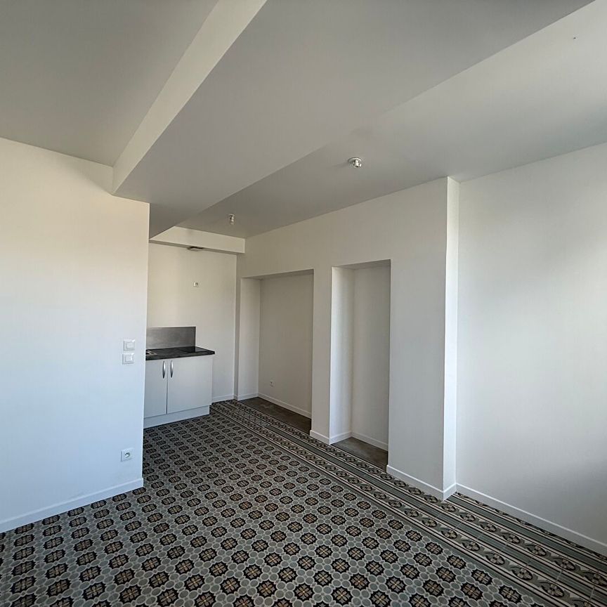 STUDIO QUARTIER ST JUST DES MARAIS, - Photo 1