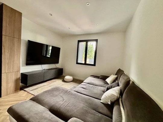 NICE OUEST - MAISON 3 PIECES MEUBLE- PARKINGS - Photo 1